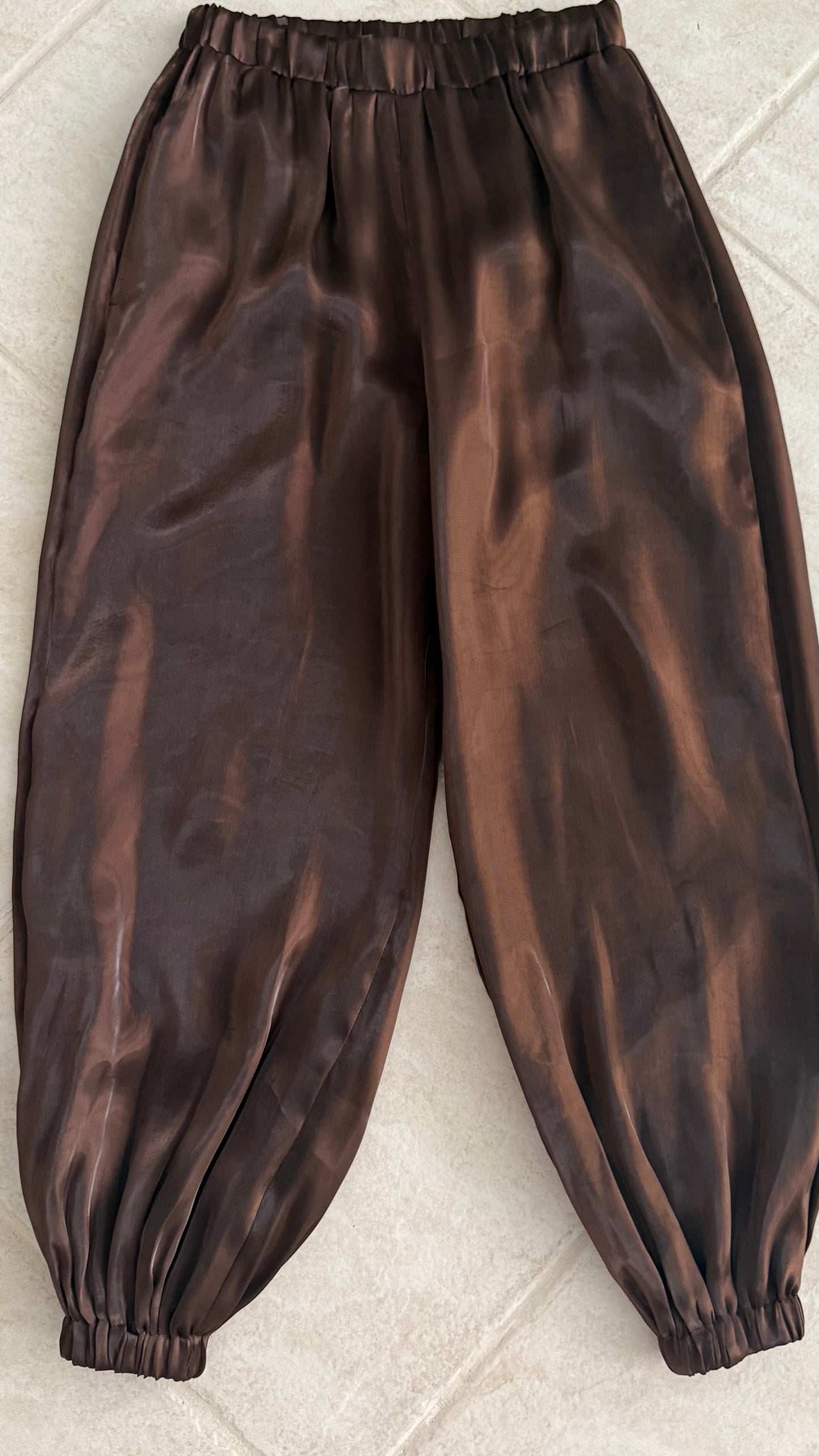 Bubble pants brown tornasolado