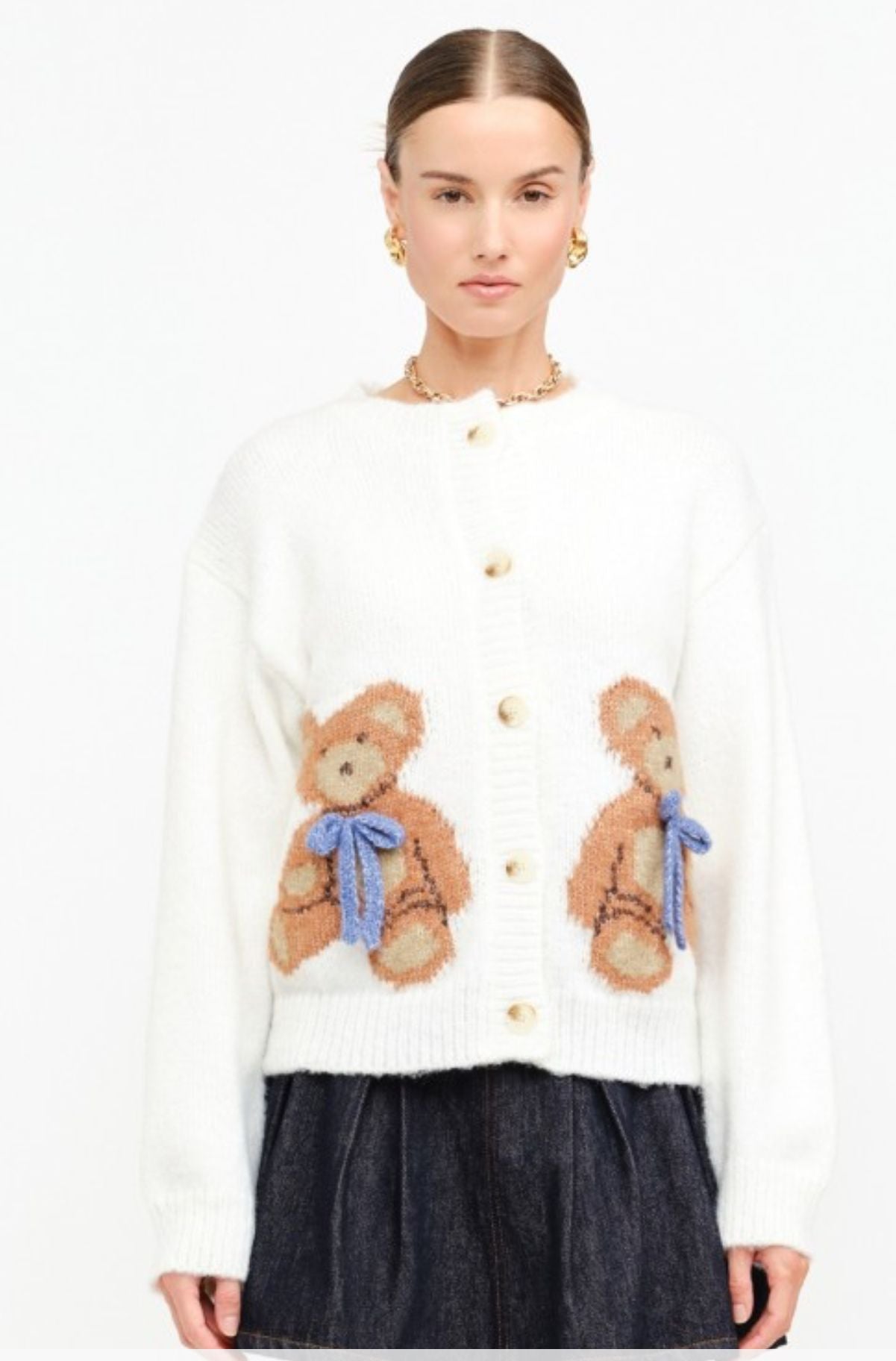 WHITE CARDIGAN BEARS