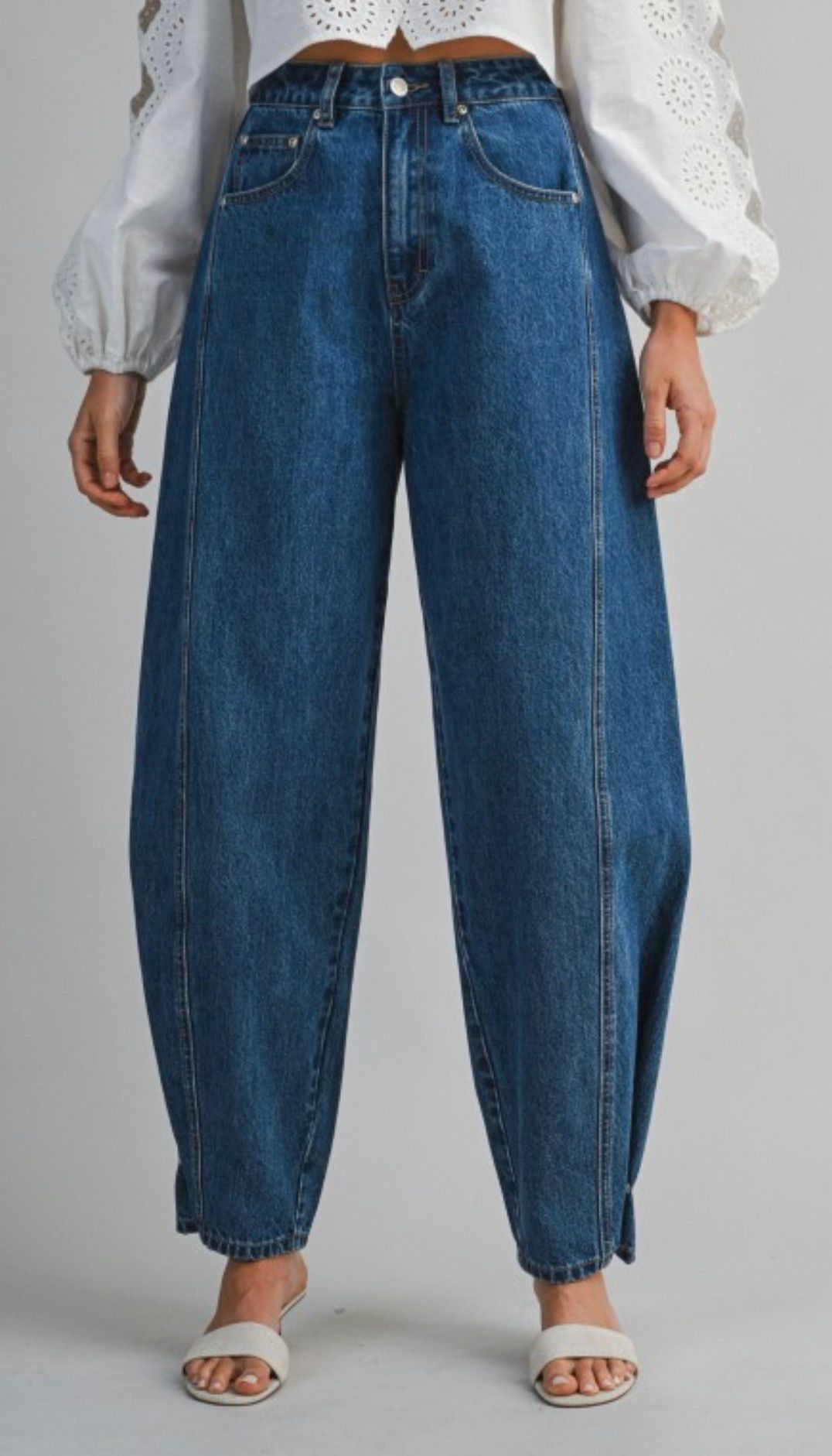 MINNIE JEANS