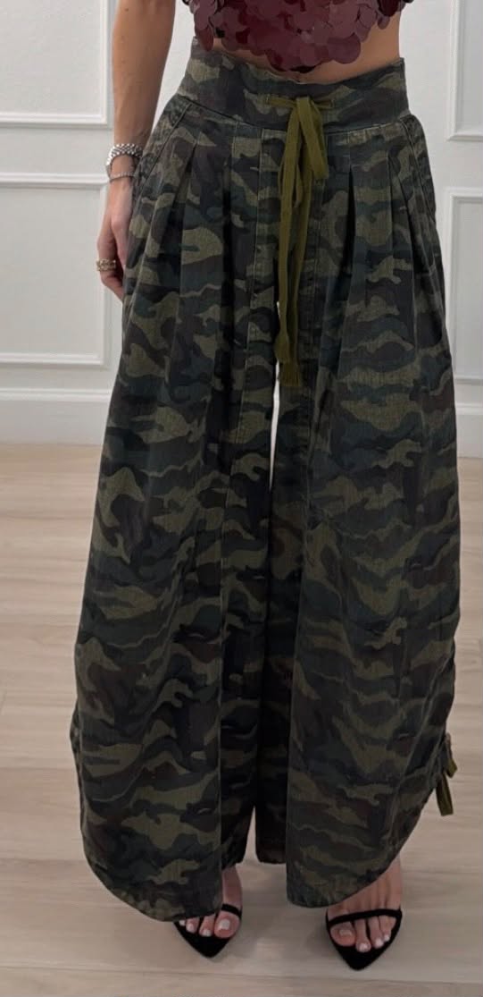 Becky Camu pants
