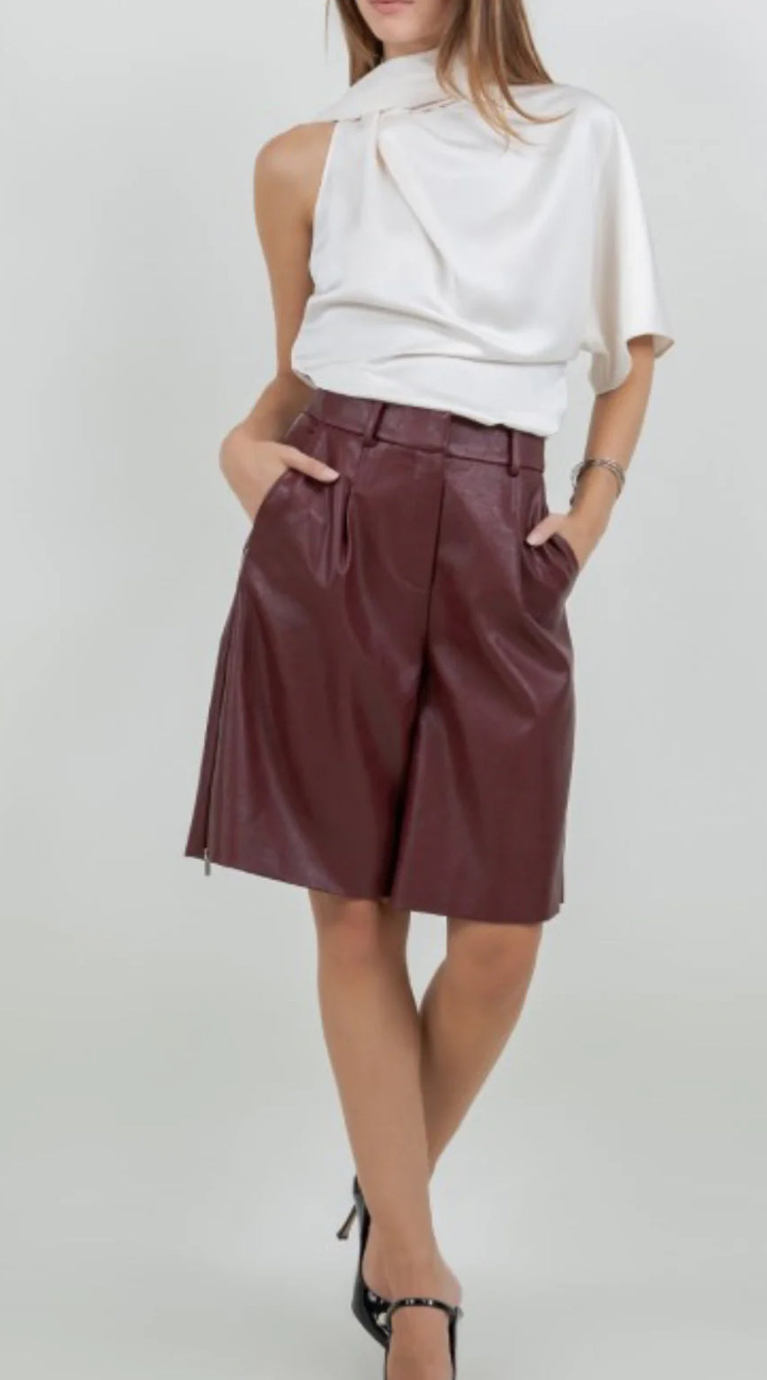 Moet Leather Bermuda