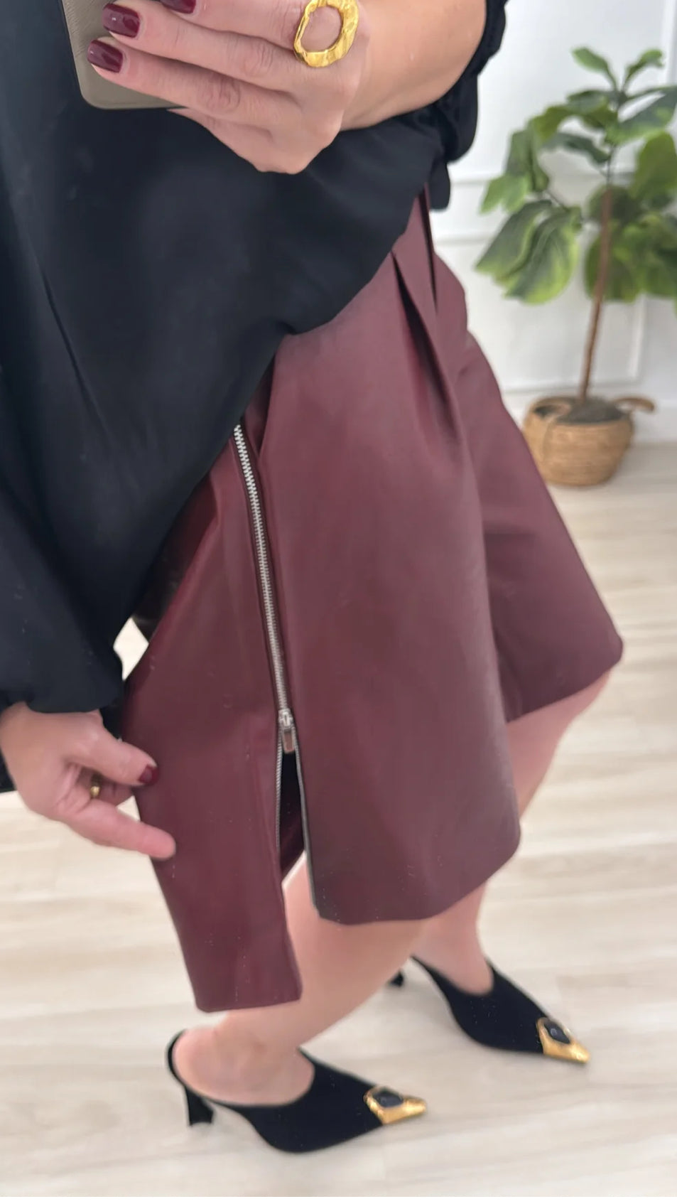 Moet Leather Bermuda