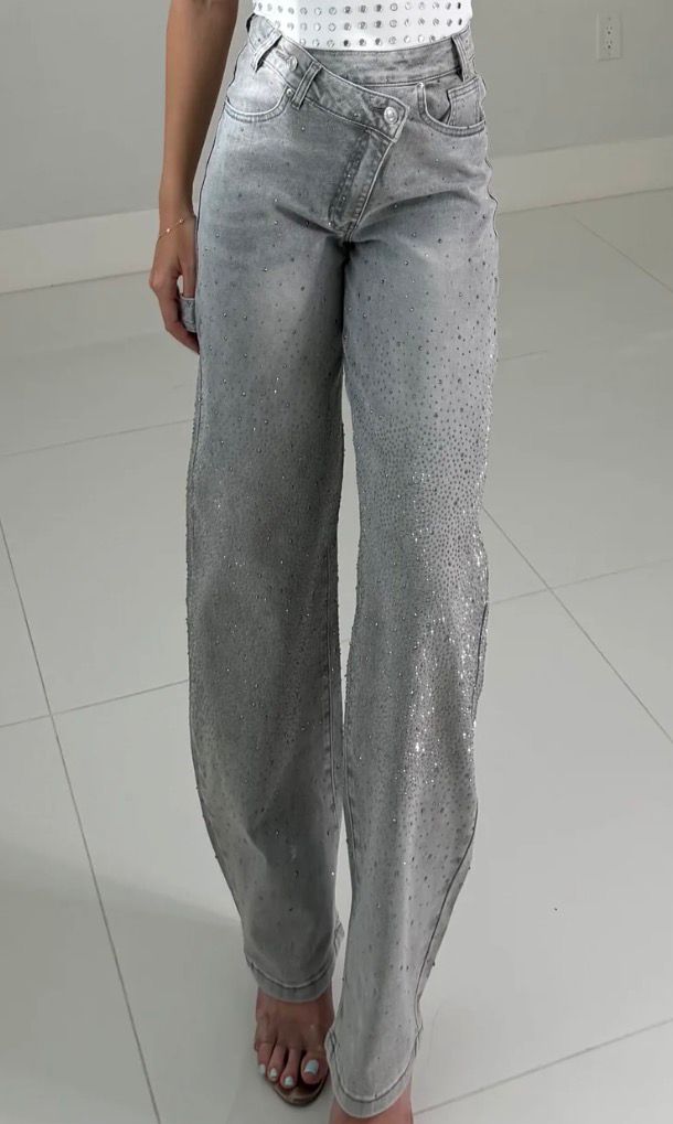 ASIMETRIC JEANS