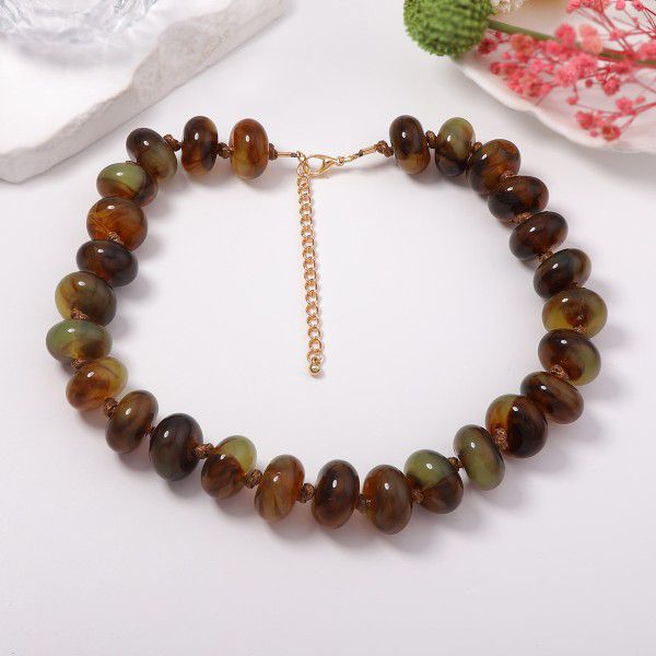 MULTICOLOR LAYERED RESIN BEADED NECKLACE
