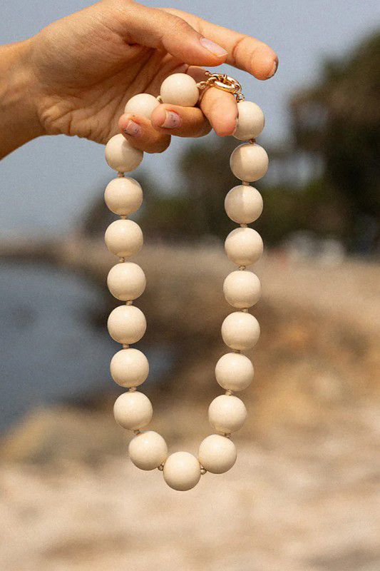 BOHO ROUND BEAD KNOTTED NECKLACE