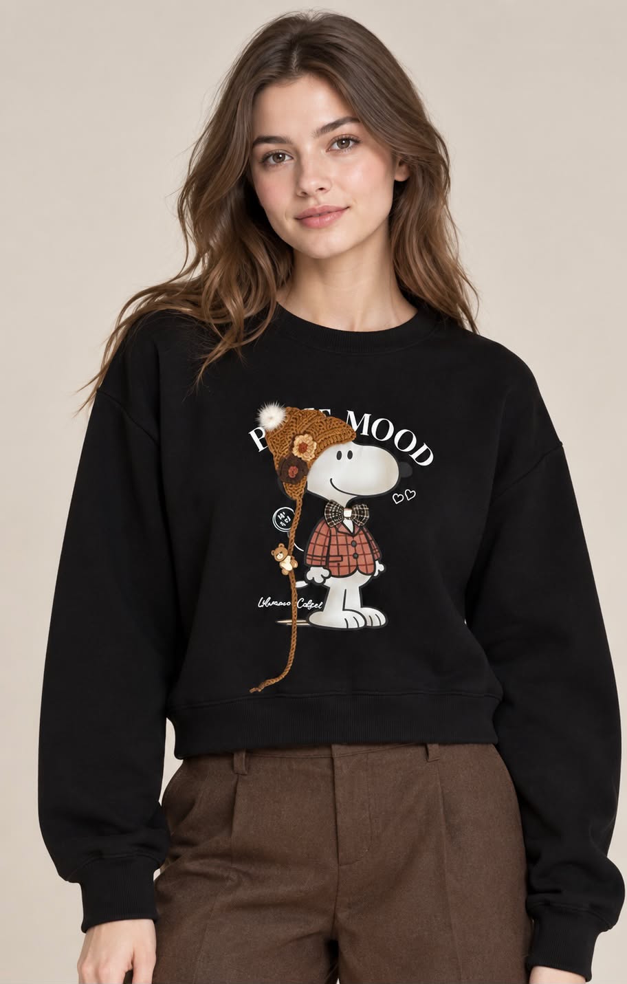 SNOOPY BLACK SWEATER
